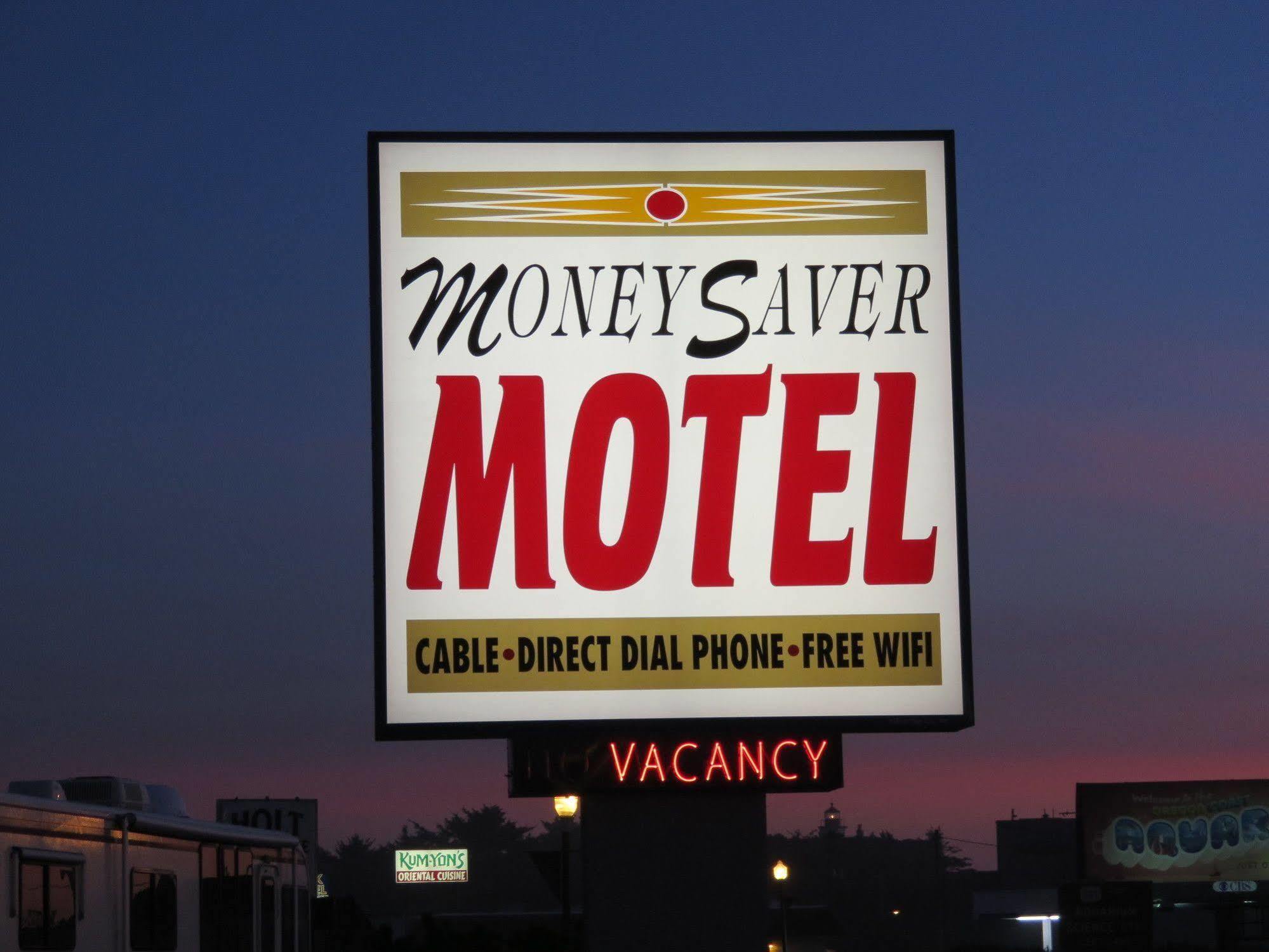 Money Saver Motel Torre di Torre di Newport Esterno foto